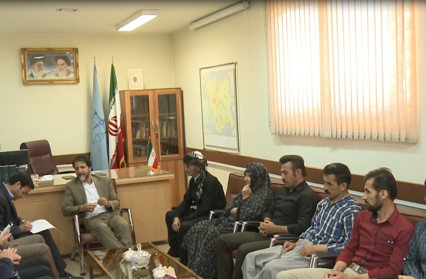 بخشش قاتل سقزی پای چوبه دار