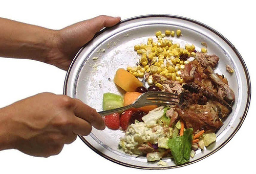 ما ایرانی‌ها به گرسنگان دنیا مدیونیم