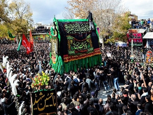 مراسم نخل گردانی