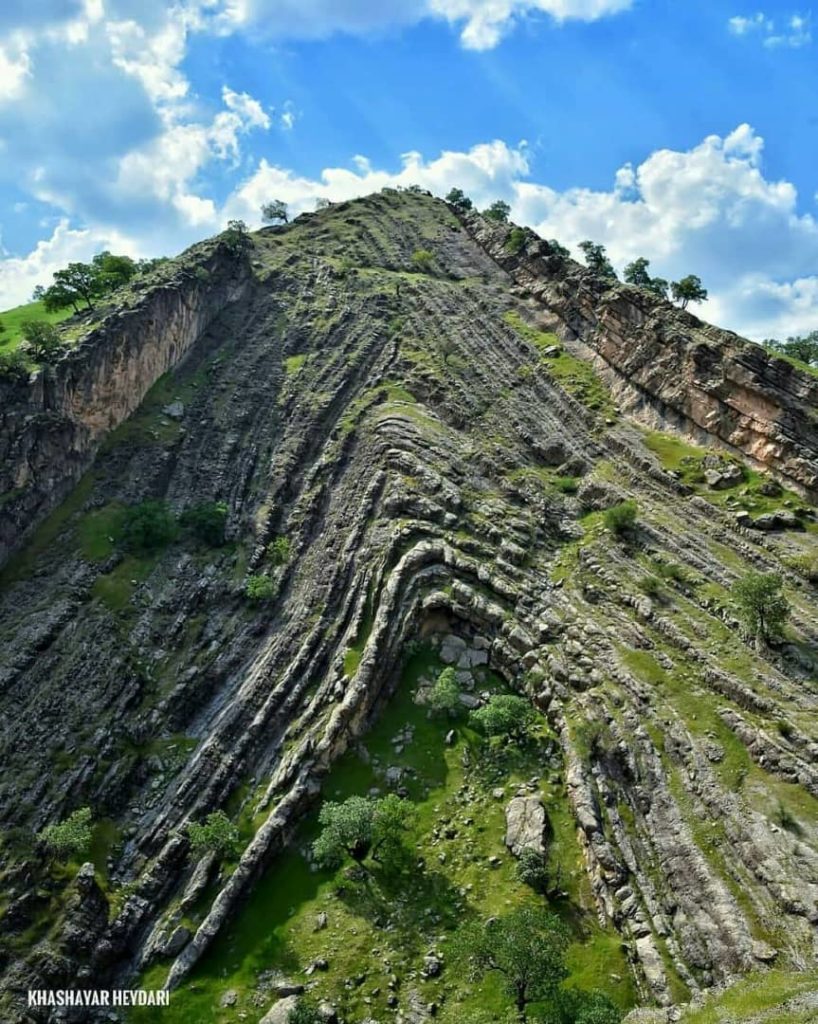 لرستان یکی از قطب های ژئوتوریسم در ایران