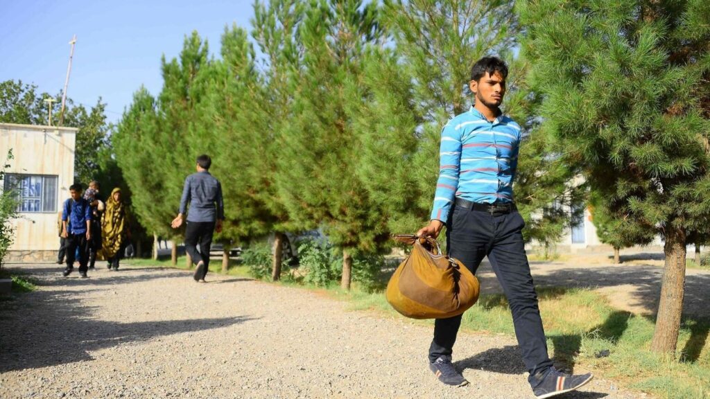 نگرش ايرانيان به مهاجران افغانستانی