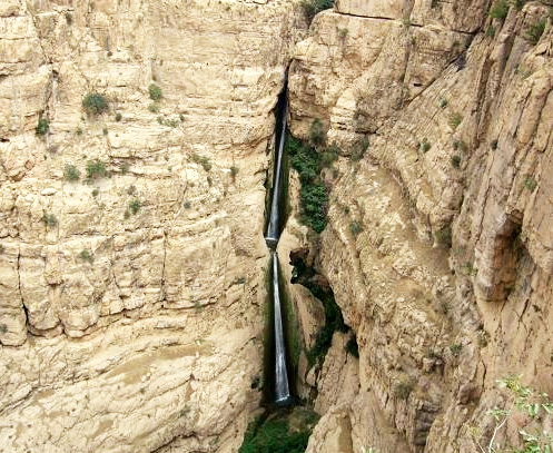 آبشار سرکند دیزج شبستر