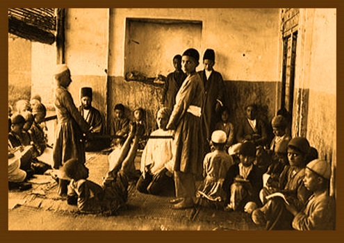 گریبان جر داد که زبان فارسی را به قهقرا کشاندید