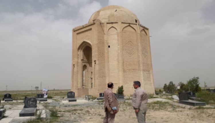 آغاز مرمت بقعه تاریخی پیر مرادآباد در شهرستان اراک