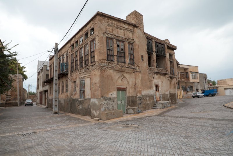 خانه شفیعی در رشت و عمارت آذین در بوشهر مرمت می‌شوند