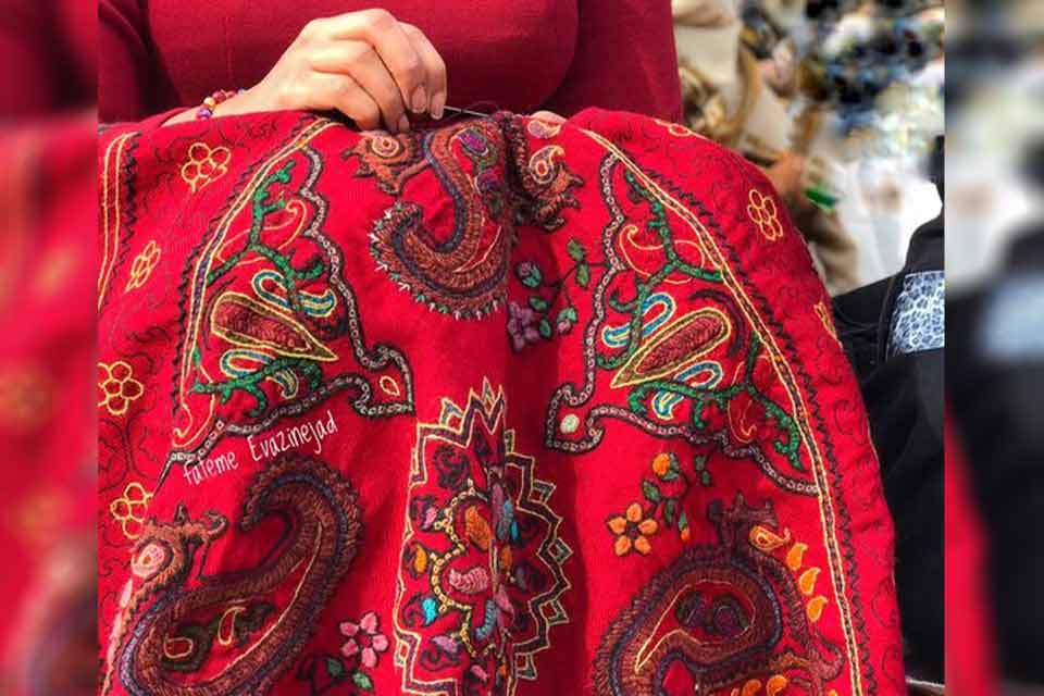 معرفی پته‌ دوزی هنر اصیل منطقه کرمان