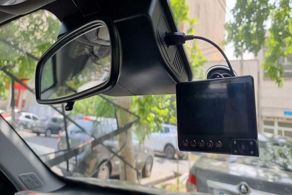 نصب دوربین و شنود در تاکسی اینترنتی مطالبه جدی برای امنیت شهروندان