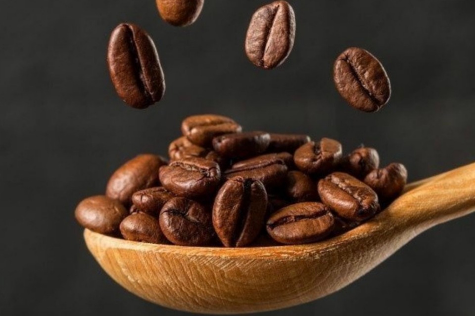قطع مصرف کافئین ممکن است رویاهایتان را عجیب‌ کند