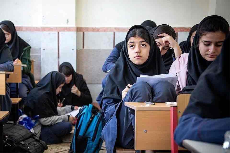 درخواست تغییر امتحانات پایه یازدهم به ۶ درس یا تأثیر مثبت در کنکور