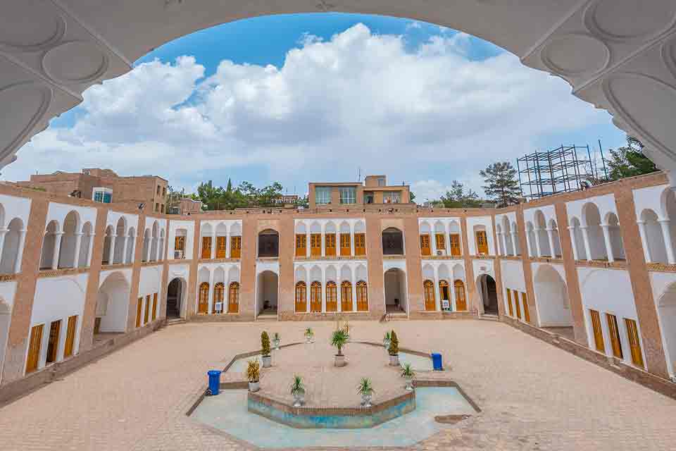 مدرسه شوکتیه بیرجند