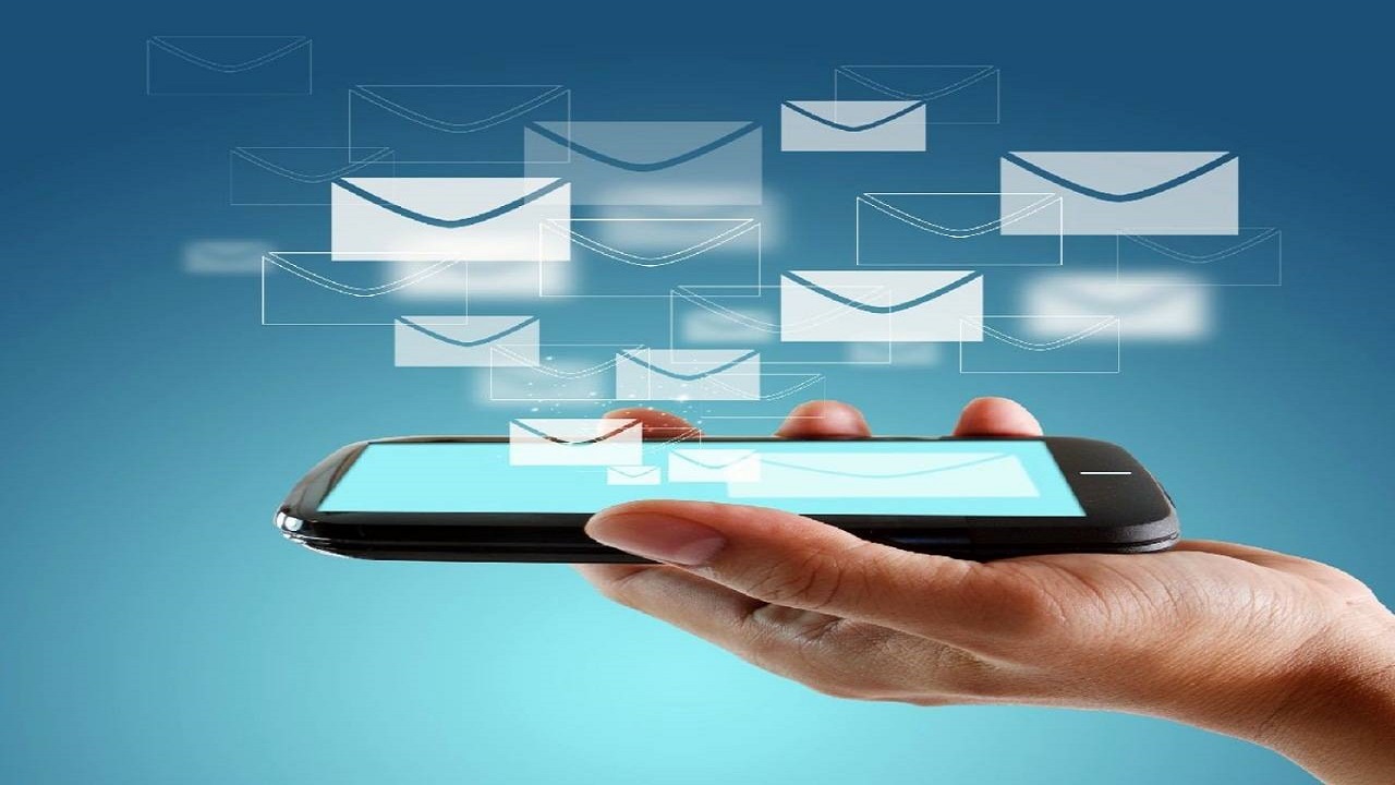 پیام کوتاه تبلیغاتی، تبلیغ یا مزاحمت؟